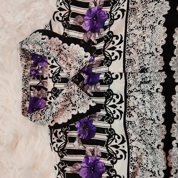 Vintage  black, purple and white multi print blouse - Picture 3 of 8